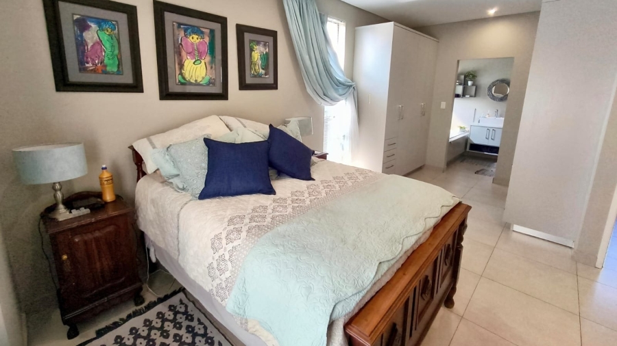 3 Bedroom Property for Sale in Van Der Hoff Park North West